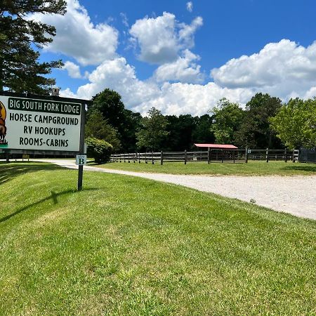 Big South Fork Lodge Jamestown Екстер'єр фото